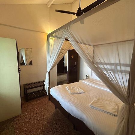 Ocean View Goan Beach House Калангут Екстер'єр фото