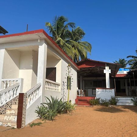 Ocean View Goan Beach House Калангут Екстер'єр фото